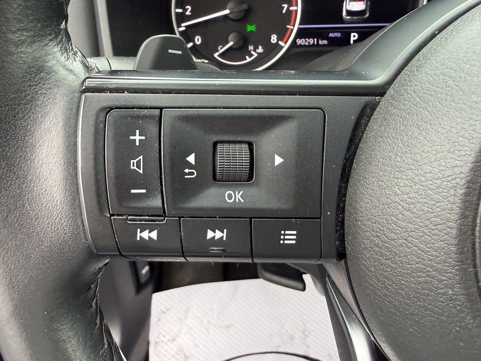 2023 Nissan Rogue S-20