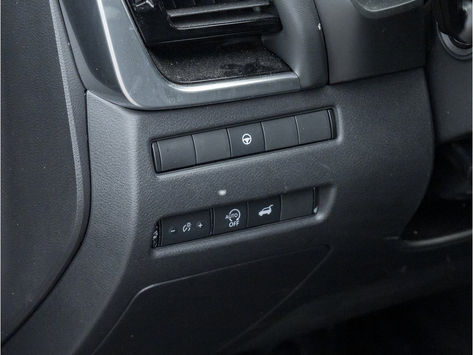 2023 Nissan Rogue SL-16