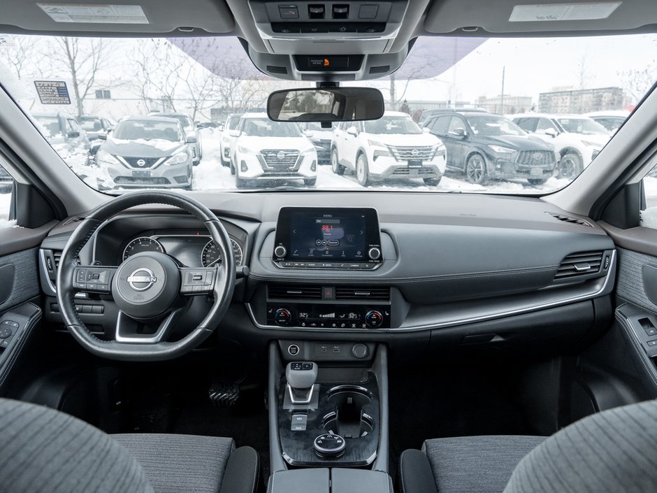 2023 Nissan Rogue SV-23