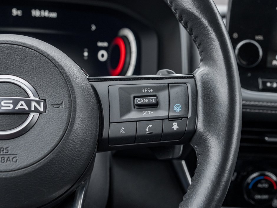 2023 Nissan Rogue Platinum-10