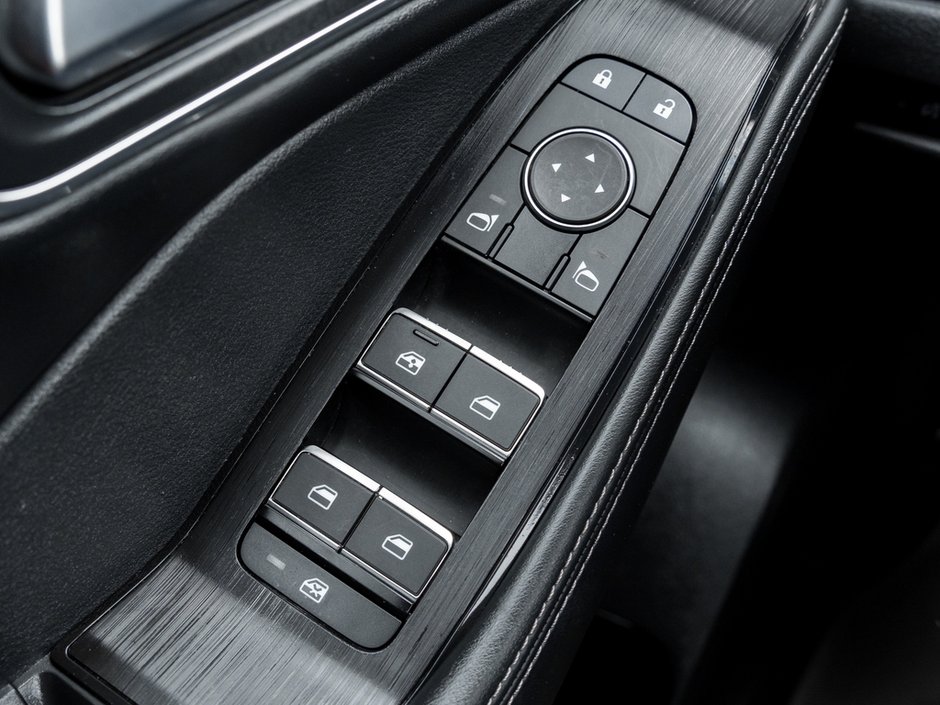 2023 Nissan Rogue Platinum-15