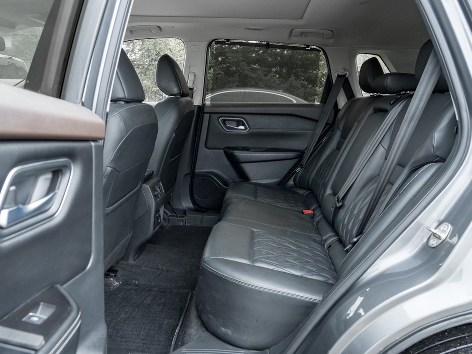 2023 Nissan Rogue Platinum-24