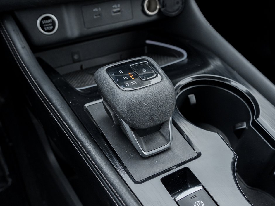 2023 Nissan Rogue Platinum-16