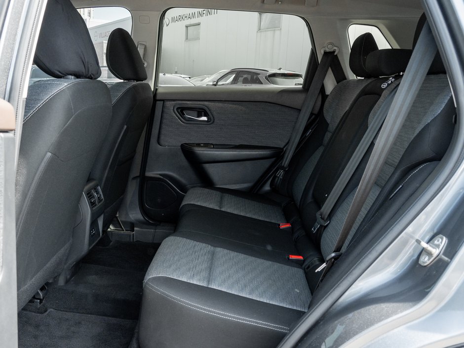 2023 Nissan Rogue SV-21