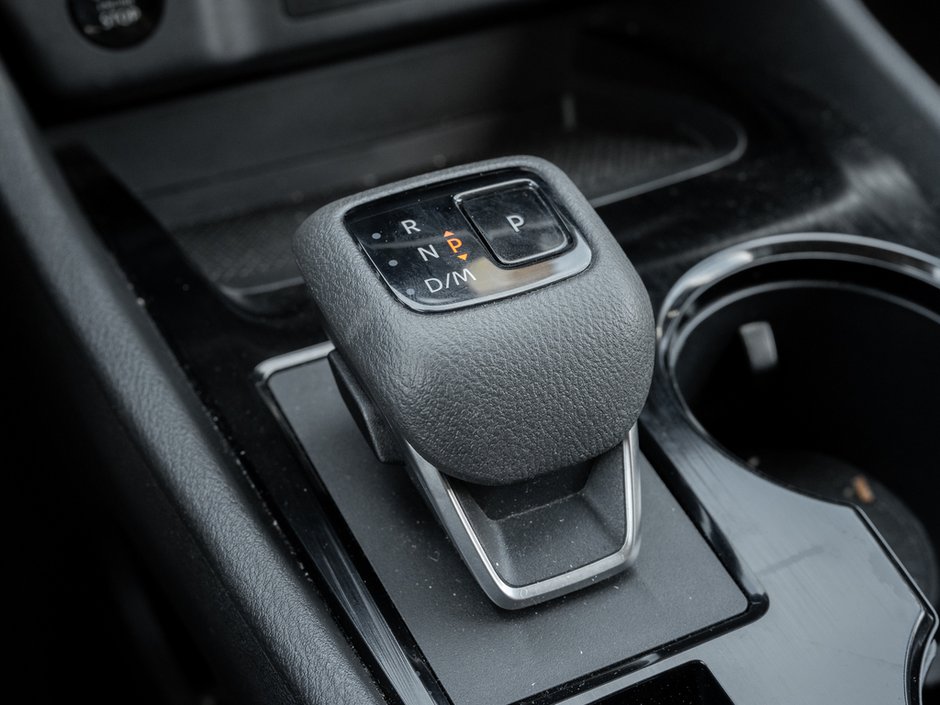 2024 Nissan Rogue SV-14