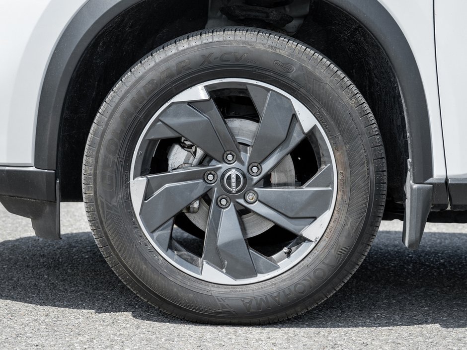 2024 Nissan Rogue SV-4