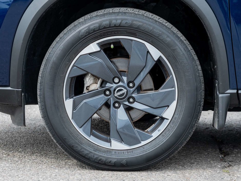 2024 Nissan Rogue SV-4