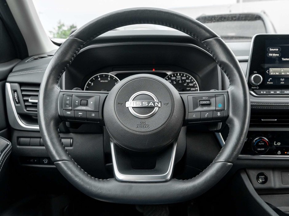 2024 Nissan Rogue SV-8