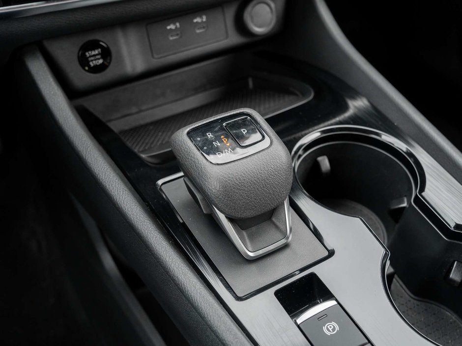 2024 Nissan Rogue SV-14