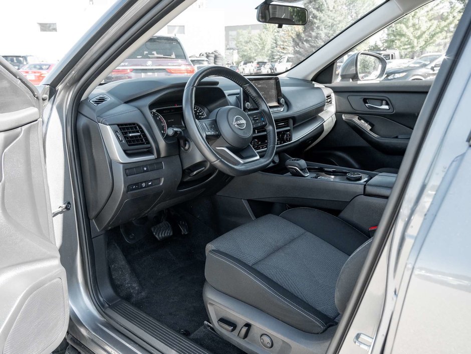 2024 Nissan Rogue SV-7