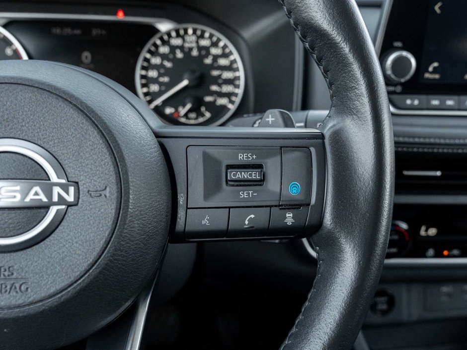 2024 Nissan Rogue SV-10