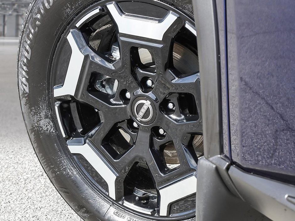 2025 Nissan Rogue MIDNIGHT EDITION-7