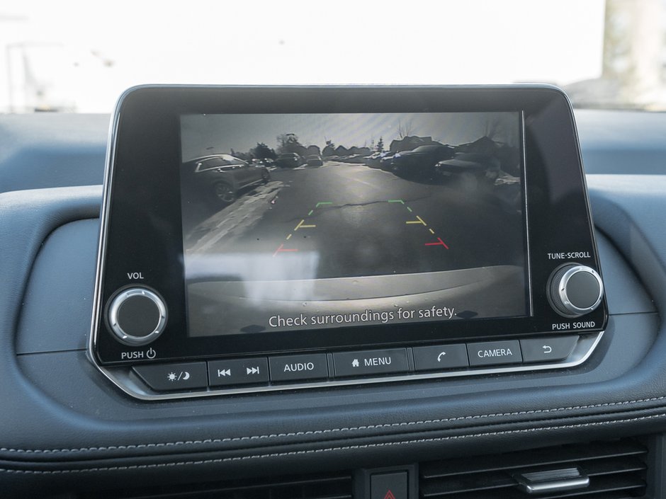 2025 Nissan Rogue SV-12