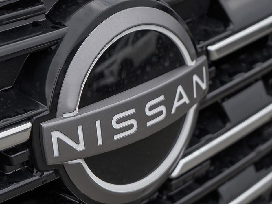 2025 Nissan Rogue Midnight Edition-7