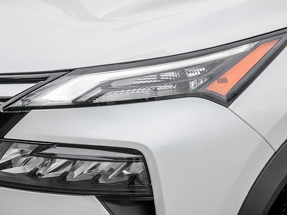 2025 Nissan Rogue Midnight Edition-8
