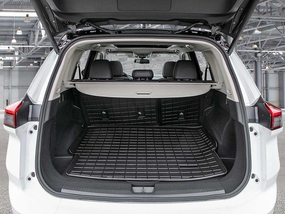 2026 Nissan Rogue Platinum-7