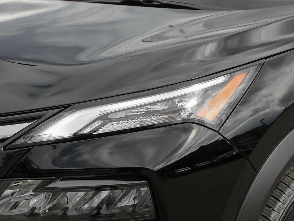 2026 Nissan Rogue SV Moonroof-9