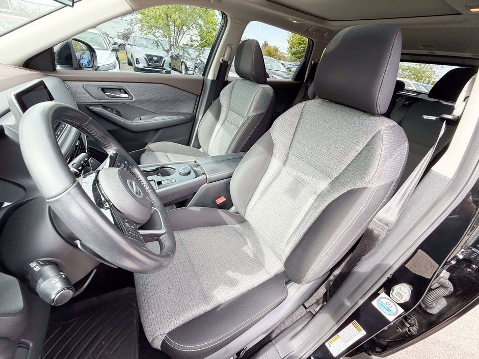 2026 Nissan Rogue Platinum-23