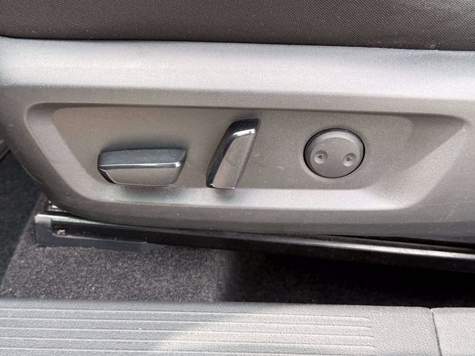2026 Nissan Rogue Platinum-22