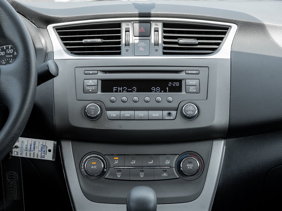2014 Nissan Sentra 1.8 S-23