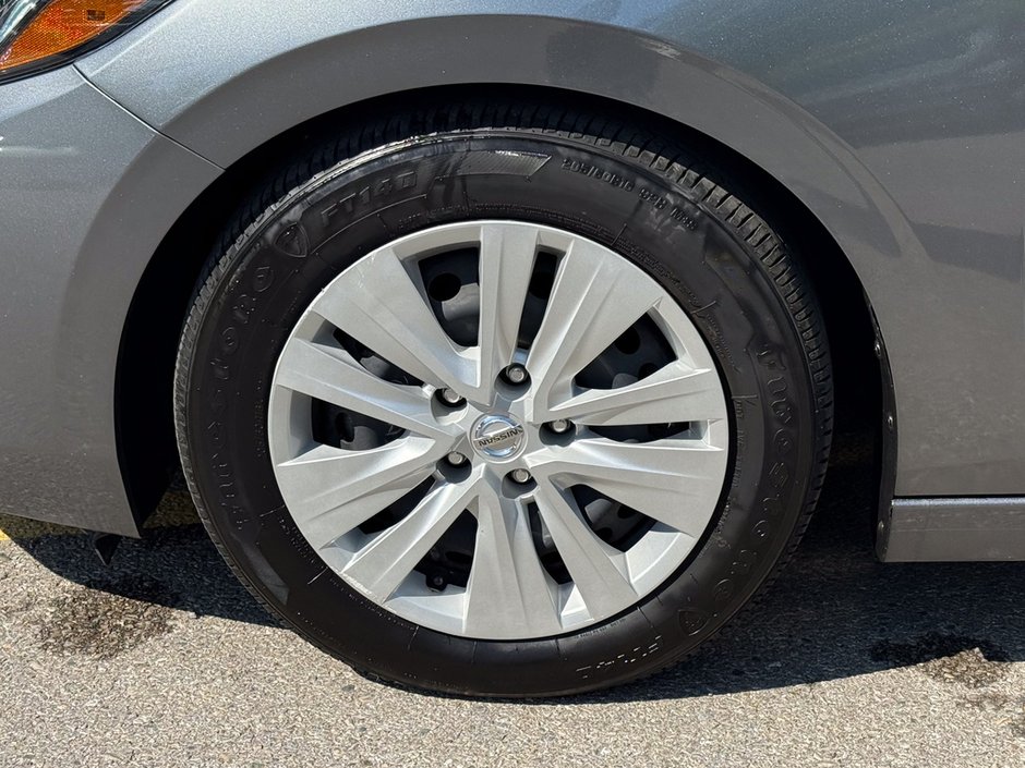 2021 Nissan Sentra S-11