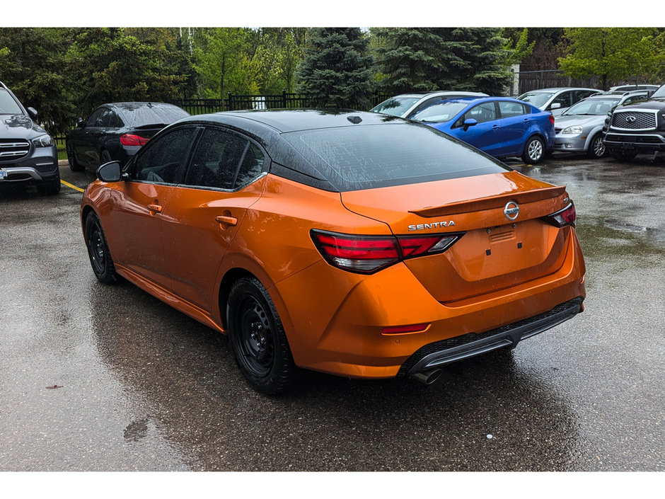 2022 Nissan Sentra SR-5