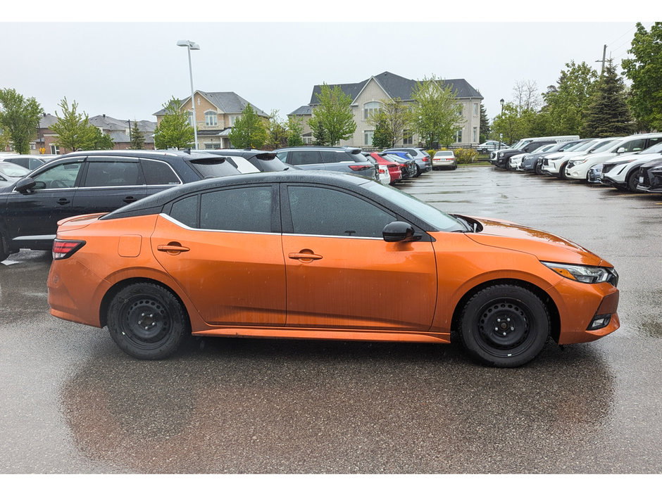 2022 Nissan Sentra SR-8