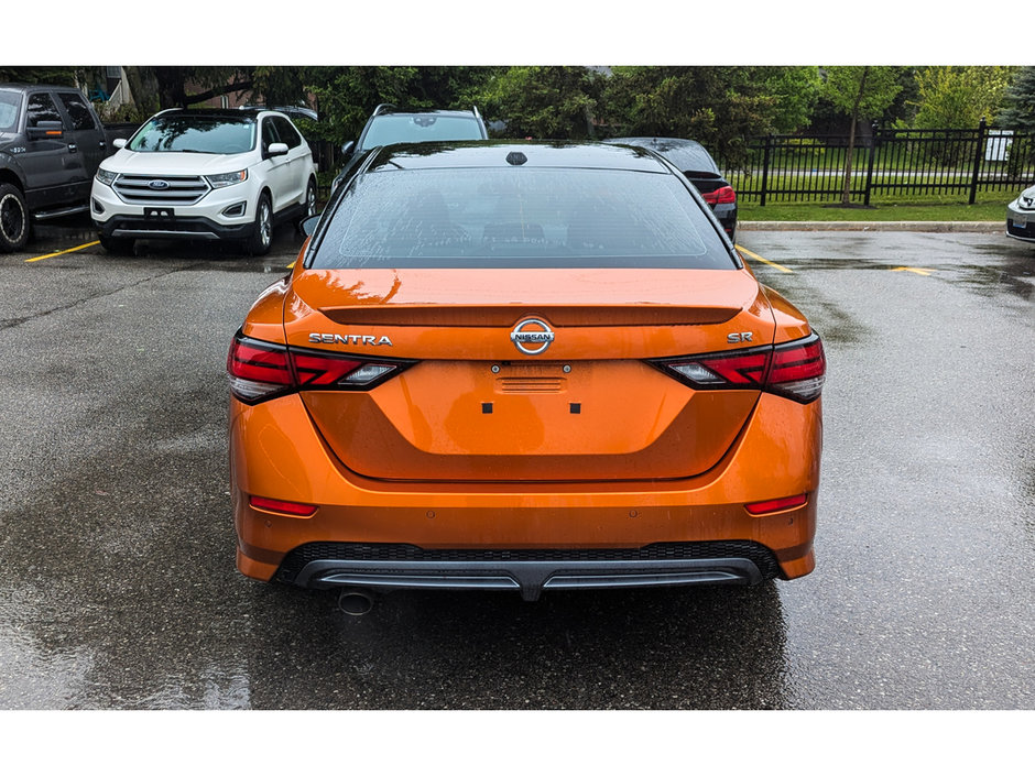 2022 Nissan Sentra SR-6