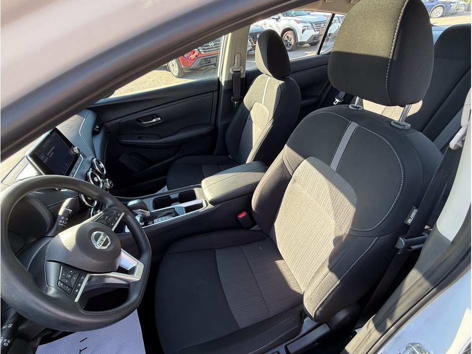 2023 Nissan Sentra SV-22