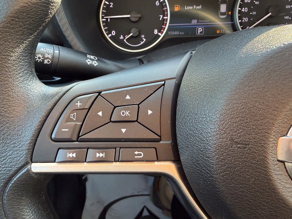 2023 Nissan Sentra SV-23