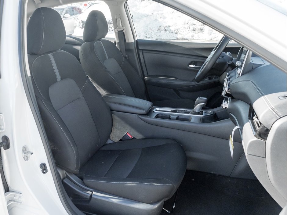 2024 Nissan Sentra SV-20