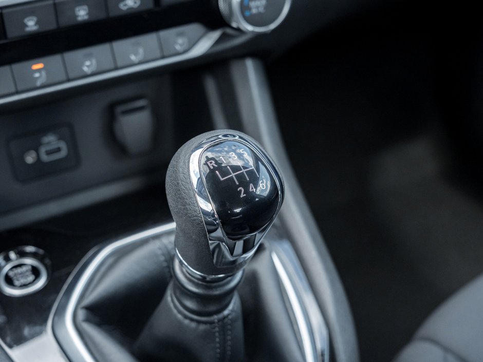 2024 Nissan Sentra S-16