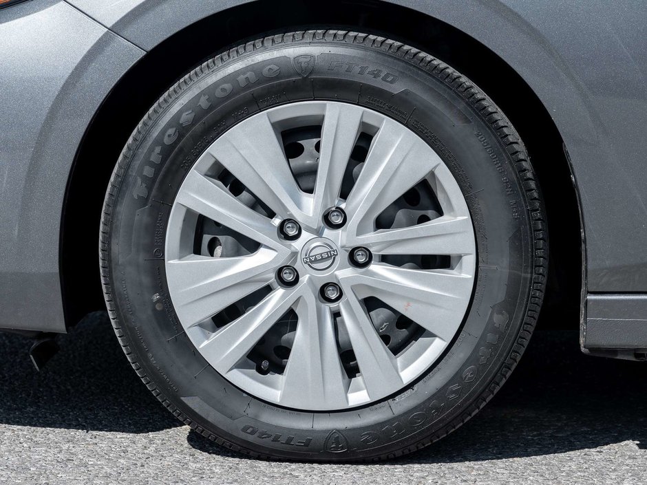 2024 Nissan Sentra S-4