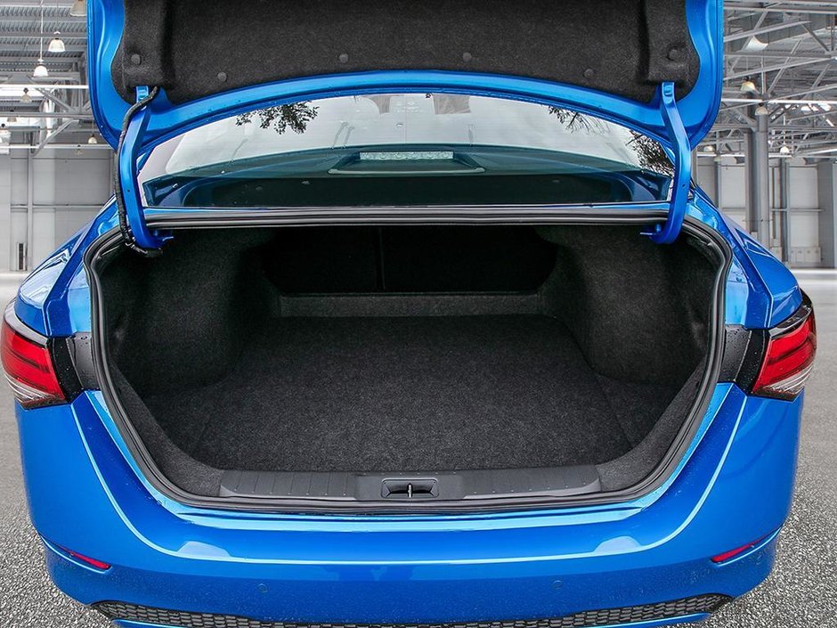 2025 Nissan Sentra SV MOONROOF-6