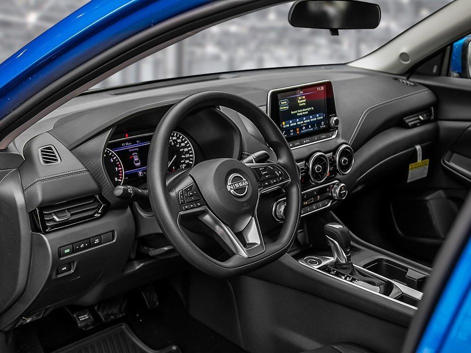 2025 Nissan Sentra SV MOONROOF-10