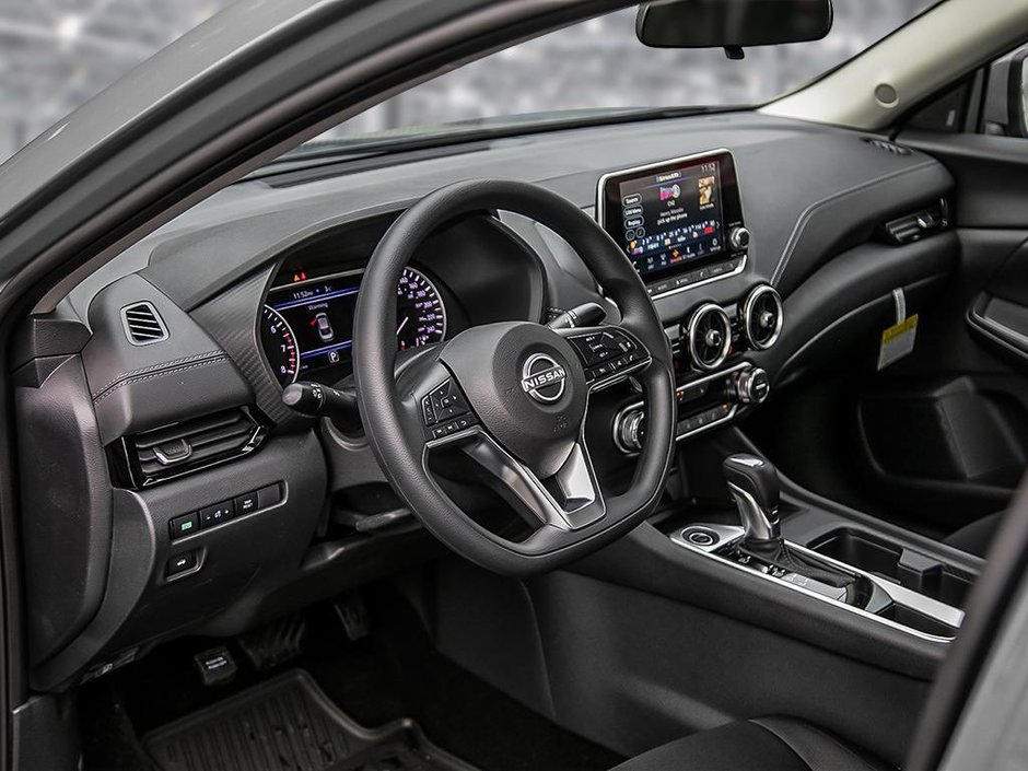 2025 Nissan Sentra SV MOONROOF-9
