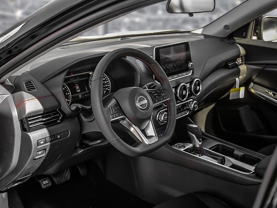 2025 Nissan Sentra SV MOONROOF-10