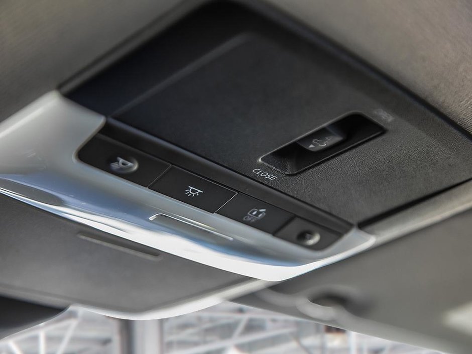 2025 Nissan Sentra SV MOONROOF-17