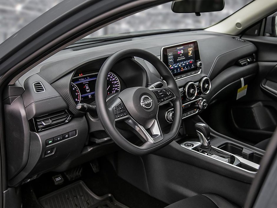 2025 Nissan Sentra SV MOONROOF-7