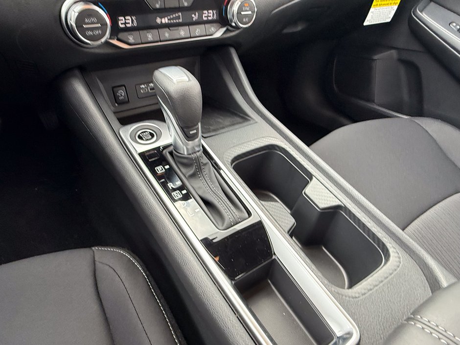 2025 Nissan Sentra SV-15