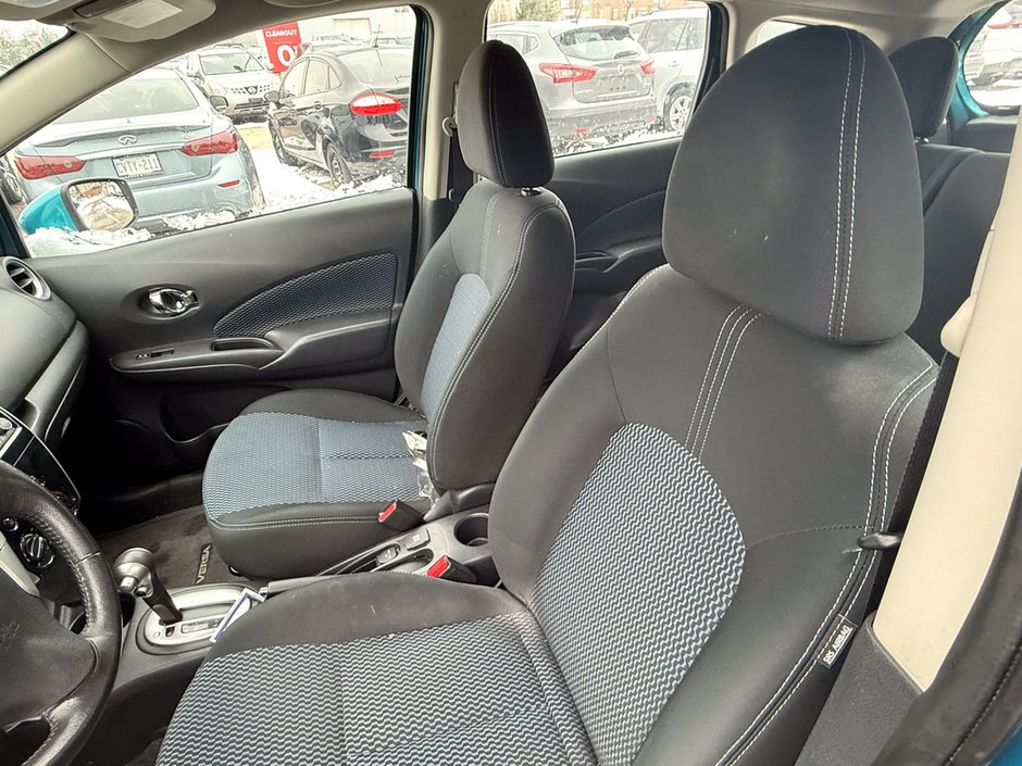 2015 Nissan Versa Note SV-18