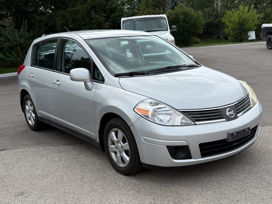 2008 Nissan Versa 1.8 SL-6