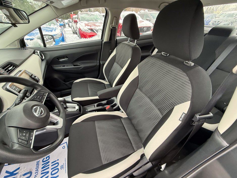 2021 Nissan Versa 1.6 SV-19