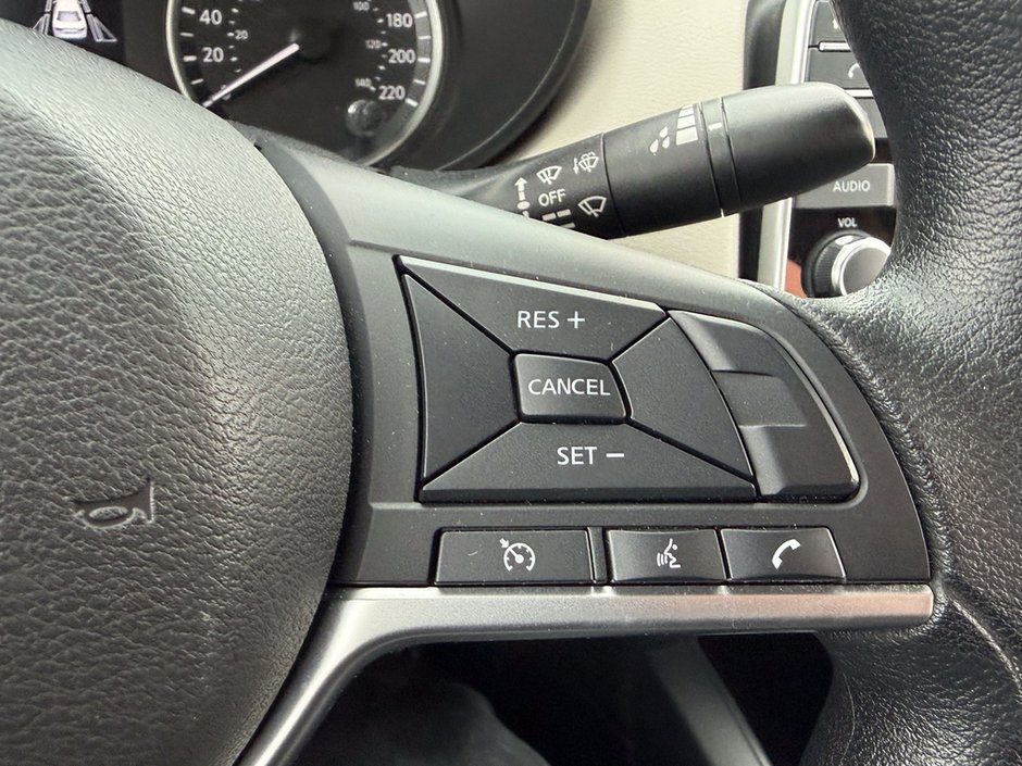 2021 Nissan Versa 1.6 SV-21