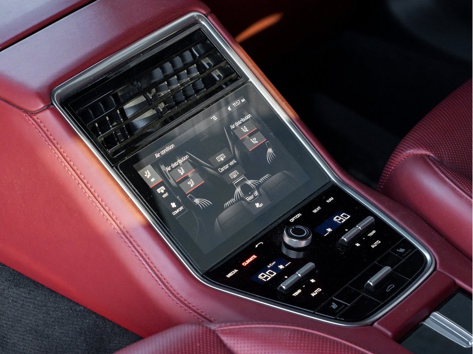 2018 Porsche Panamera 4S-27