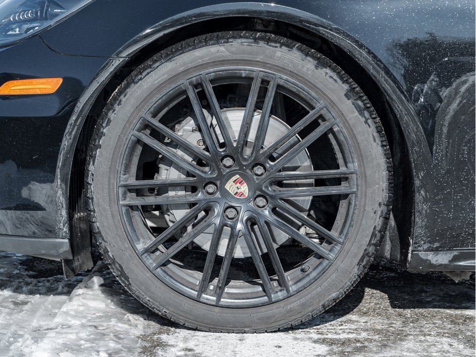 2018 Porsche Panamera 4S-3