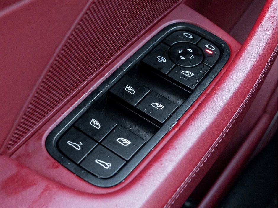 2023 Porsche Panamera GTS-22