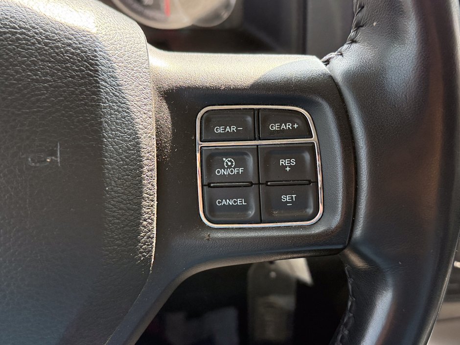 2018 Ram 1500 SLT-23