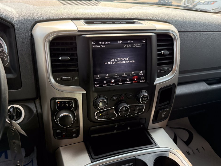 2018 Ram 1500 SLT-18