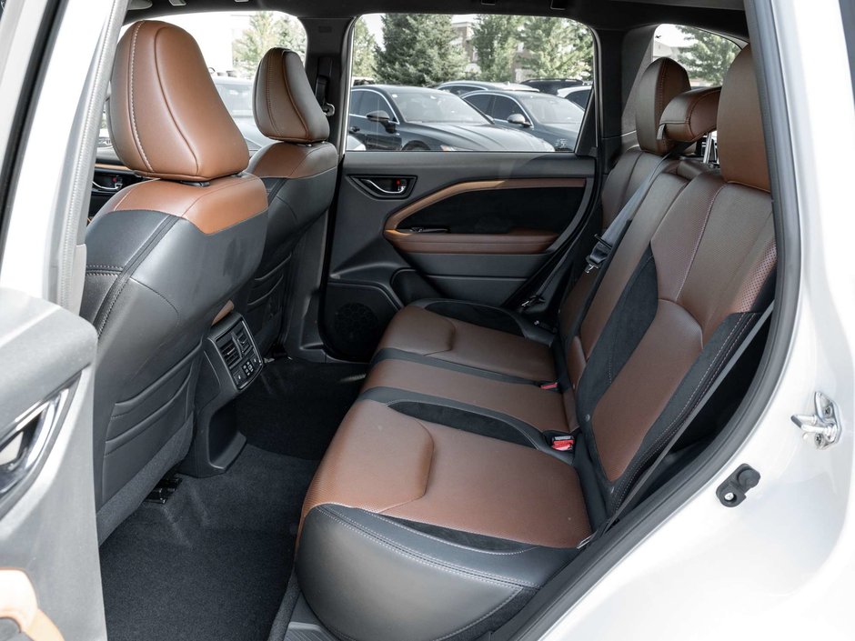 2025 Subaru Forester Premier-25